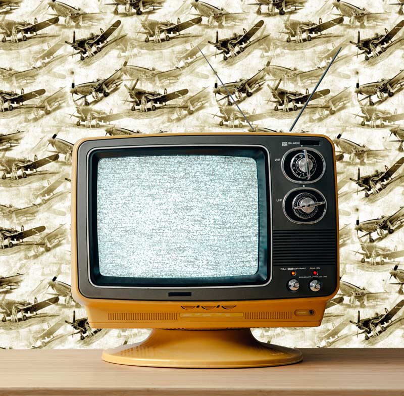 Vintage-Airplane-Peel-and-Stick-Wallpaper-retro-tv
