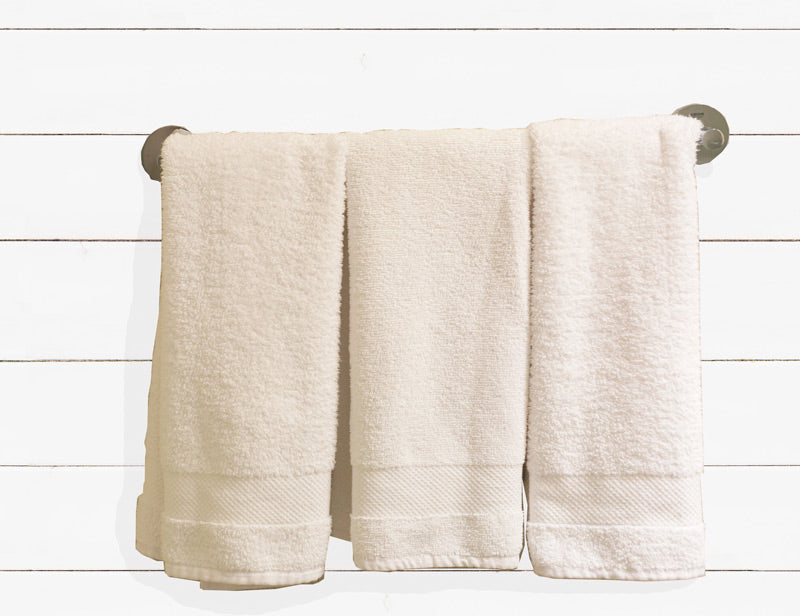 White- shiplap-peel-and-stick-wallpaper-bathroom